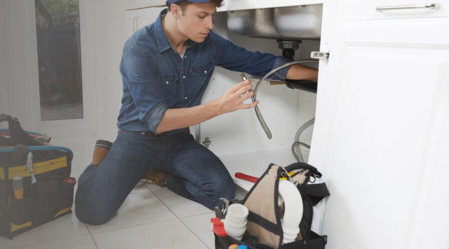 Local tankless water heater installation in Ratliff City, OK